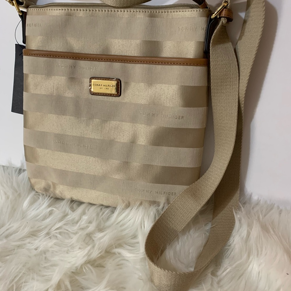 New - Tommy Hilfiger Crossbody Bag